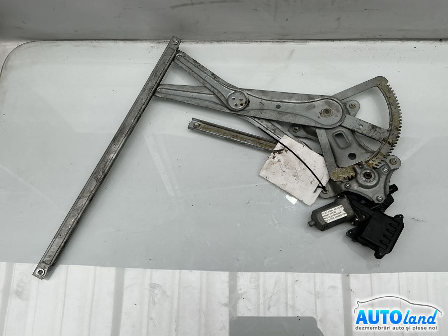 Macara geam TOYOTA COROLLA Verso (ZER_,ZZE_) 2004-2025 Cod 698400F020 