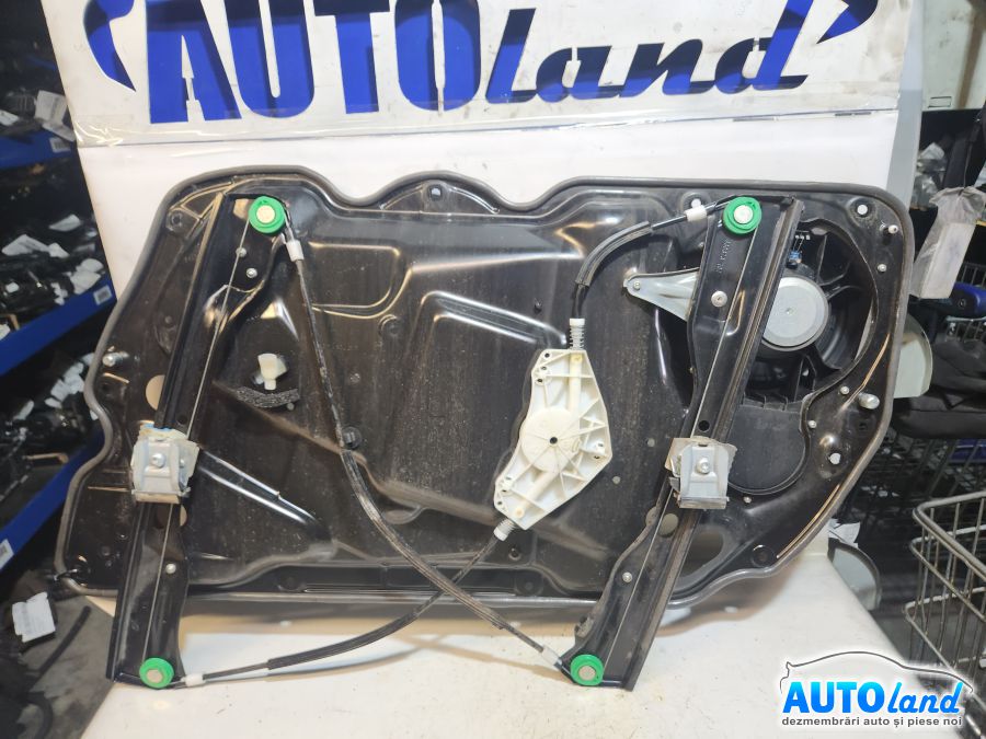 Macara Geam VOLKSWAGEN PASSAT (362) 2010-2025 Cod 3AA837755 