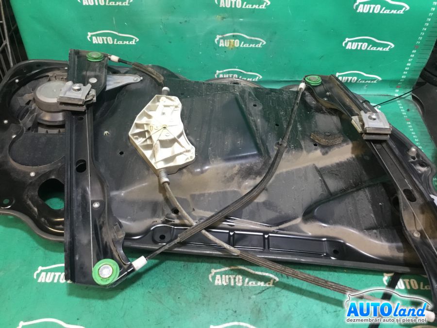 Macara geam VOLKSWAGEN PASSAT (3AA,B7) 2011-2025 Cod 3AA837756 