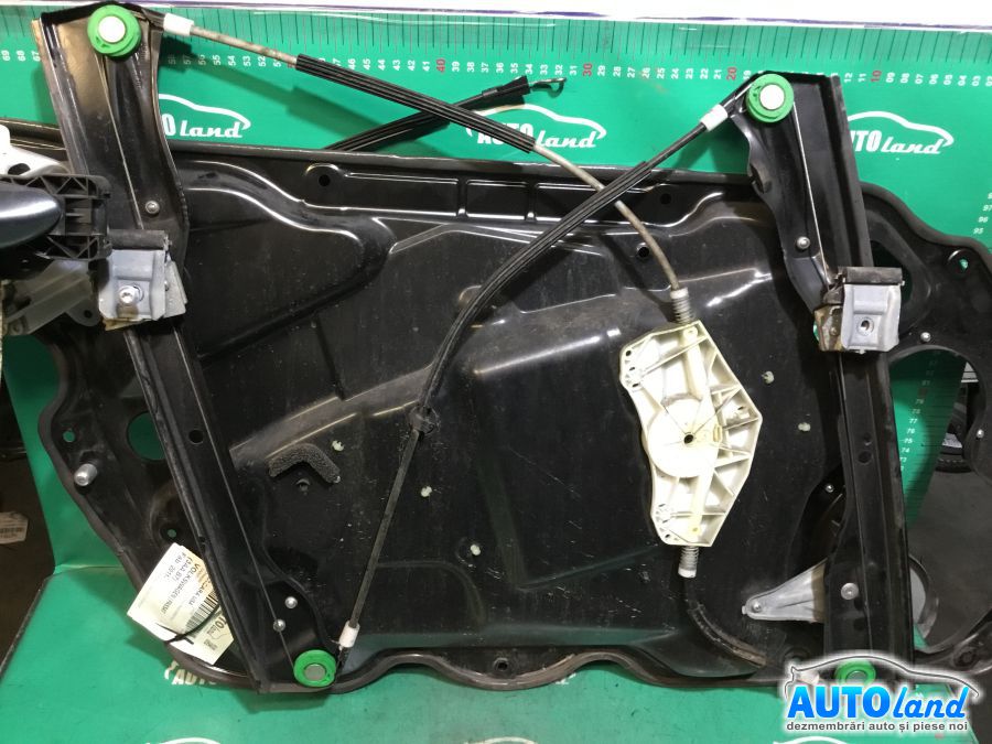 Macara geam VOLKSWAGEN PASSAT (3AA,B7) 2011-2025 Cod 3AA959701 