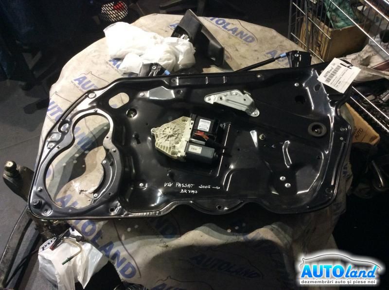 Macara geam VOLKSWAGEN PASSAT (3C2) 2005-2025
