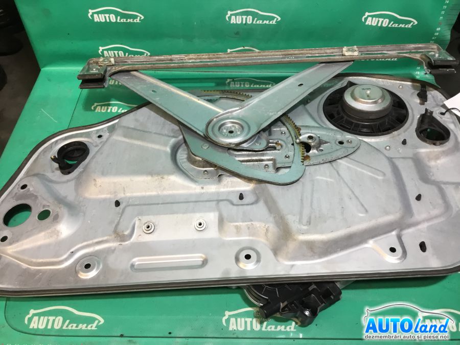 Macara geam VOLVO V50 (MW) 2004-2025 Cod 30753143 