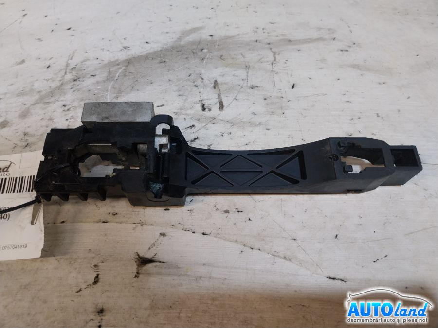 Maner Usa NISSAN NAVARA (D40) 2004-2026 Cod 80610EB300 