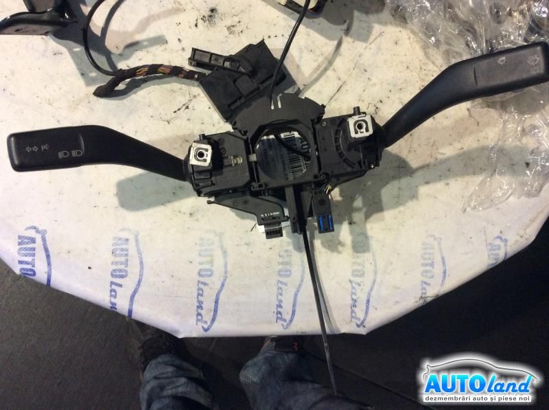 Maneta Semnalizare SKODA OCTAVIA (1U2) 1996-2010