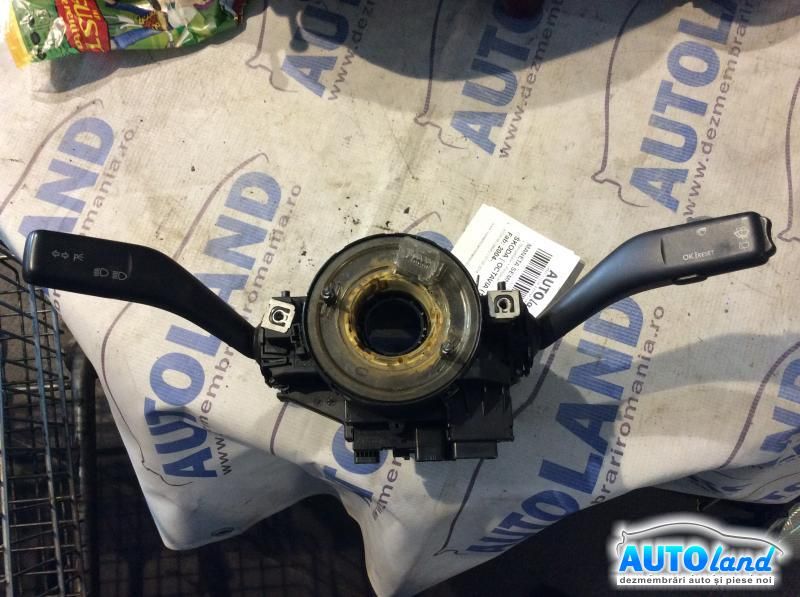 Maneta Semnalizare SKODA OCTAVIA (1Z3) 2004-2026