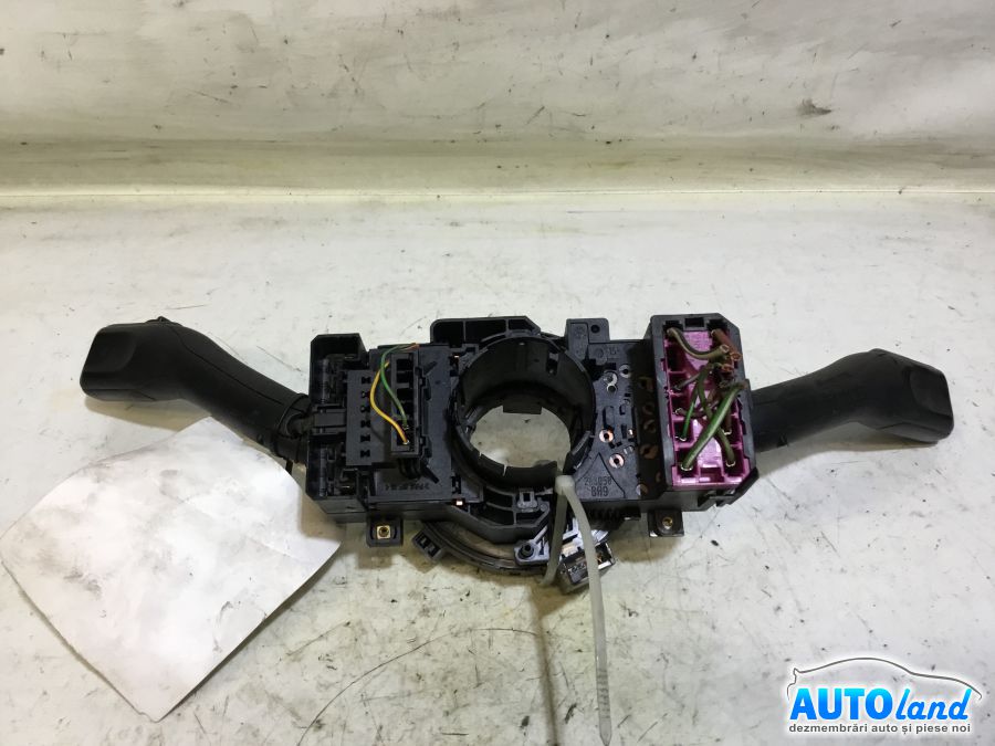 Maneta Semnalizare VOLKSWAGEN GOLF IV (1J1) 1997-2005 Cod 8L0953513G 