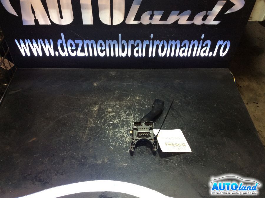 Maneta Stergatoare VOLKSWAGEN PASSAT (3B3) 2000-2005 Cod 4B0953503G 