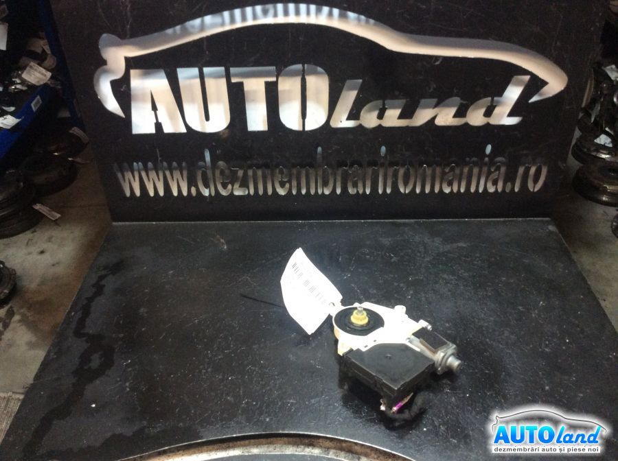 Motoras Macara AUDI A3 (8P1) 2003-2026 Cod 1J0199117 