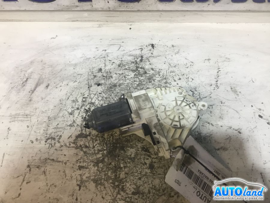 Motoras Macara AUDI A4 (8K2) 2007-2025 Cod 8K0959801A 