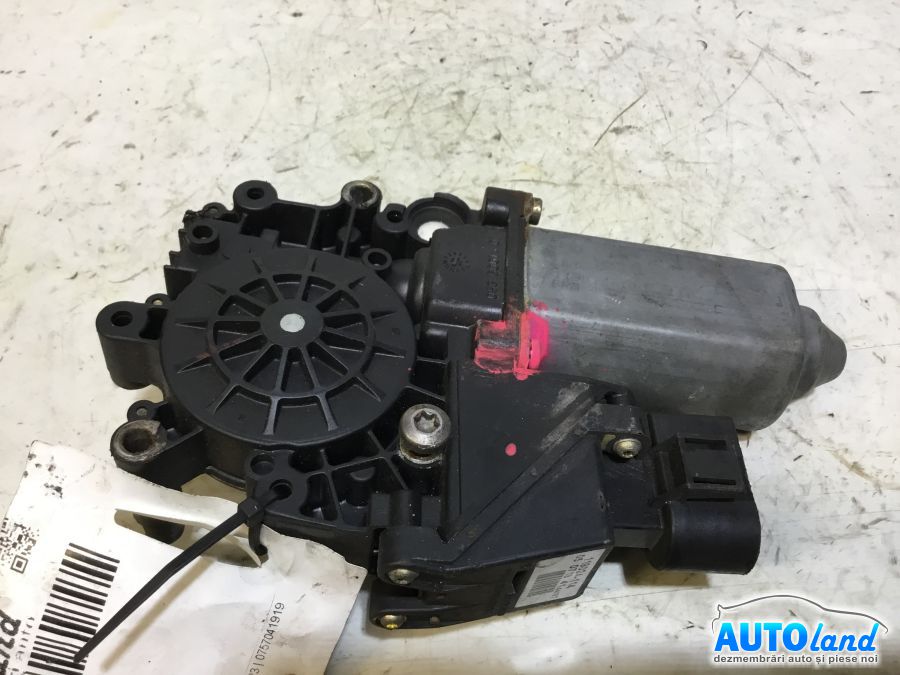 Motoras Macara AUDI A6 (4F2,C6) 2004-2011 Cod 0536001401 