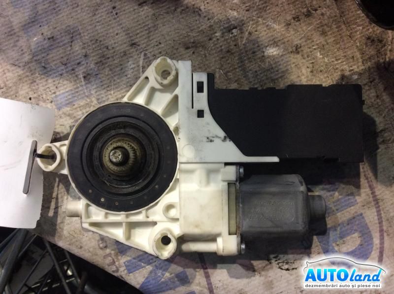 Motoras Macara PEUGEOT 407 (6D_) 2004-2025 Cod 1137328125 