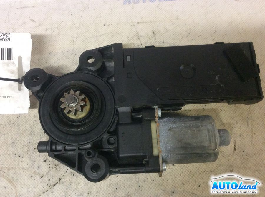 Motoras Macara RENAULT MEGANE III Hatchback (BZ0/1_) 2008-2025 Cod 968432100 