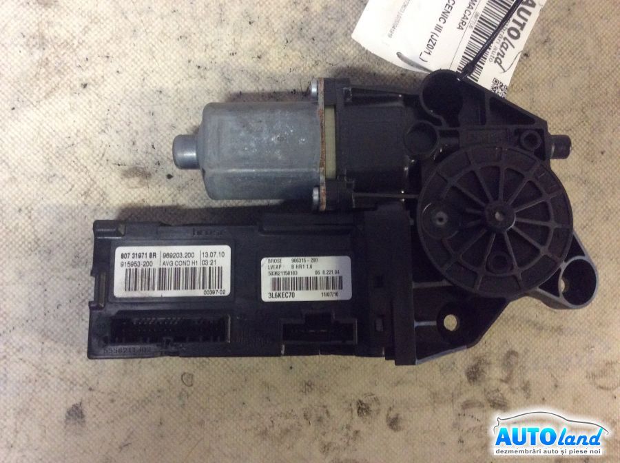 Motoras Macara RENAULT SCENIC III (JZ0/1_) 2009-2025 Cod 807319718R 