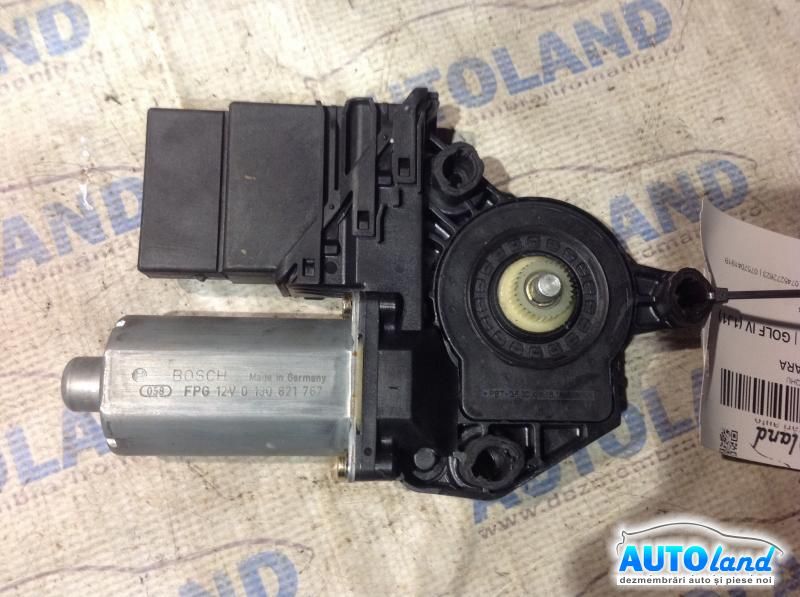 Motoras Macara VOLKSWAGEN GOLF IV (1J1) 1997-2005 Cod 0130821767 