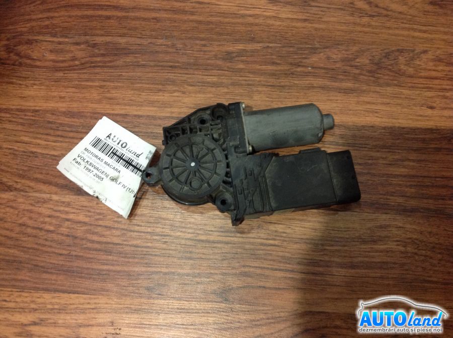 Motoras Macara VOLKSWAGEN GOLF IV (1J1) 1997-2005 Cod 101434202 