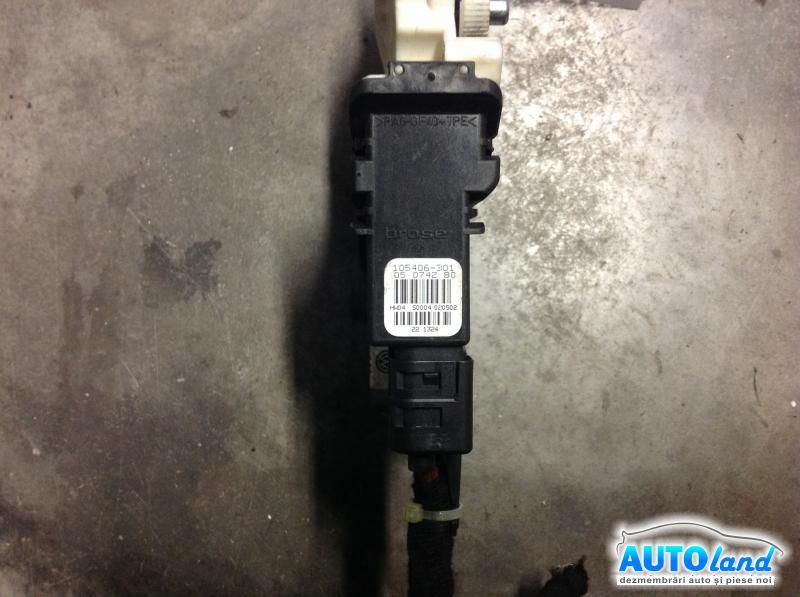 Motoras Macara VOLKSWAGEN GOLF IV (1J1) 1997-2005 Cod 1C0959819A 