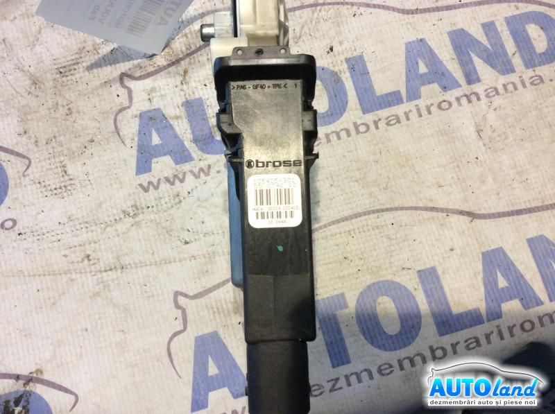 Motoras Macara VOLKSWAGEN GOLF IV (1J1) 1997-2005 Cod 1C2959802A 