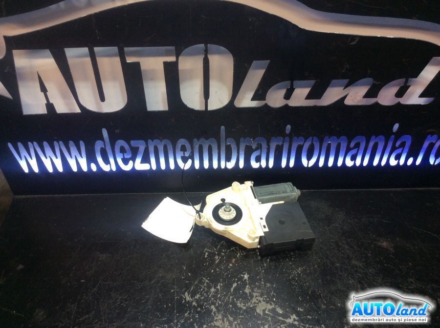 Motoras Macara VOLKSWAGEN GOLF V (1K1) 2003-2025 Cod 1K0959701E 