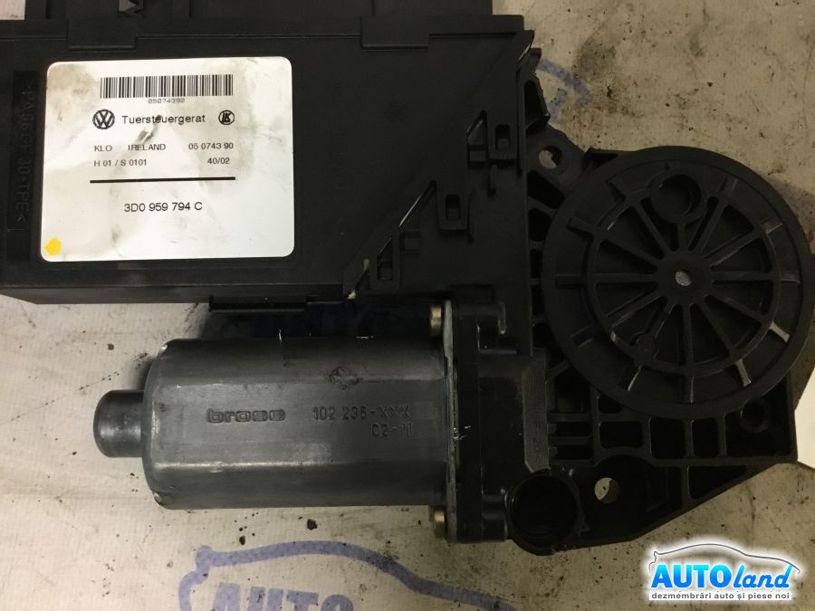 Motoras Macara VOLKSWAGEN TOUAREG (7LA,7L6,7L7) 2002-2025 Cod 3D0959794C 