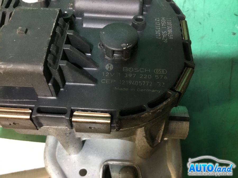 Motoras Stergator Fata PEUGEOT 3008 2009-2025 Cod 9671062180 