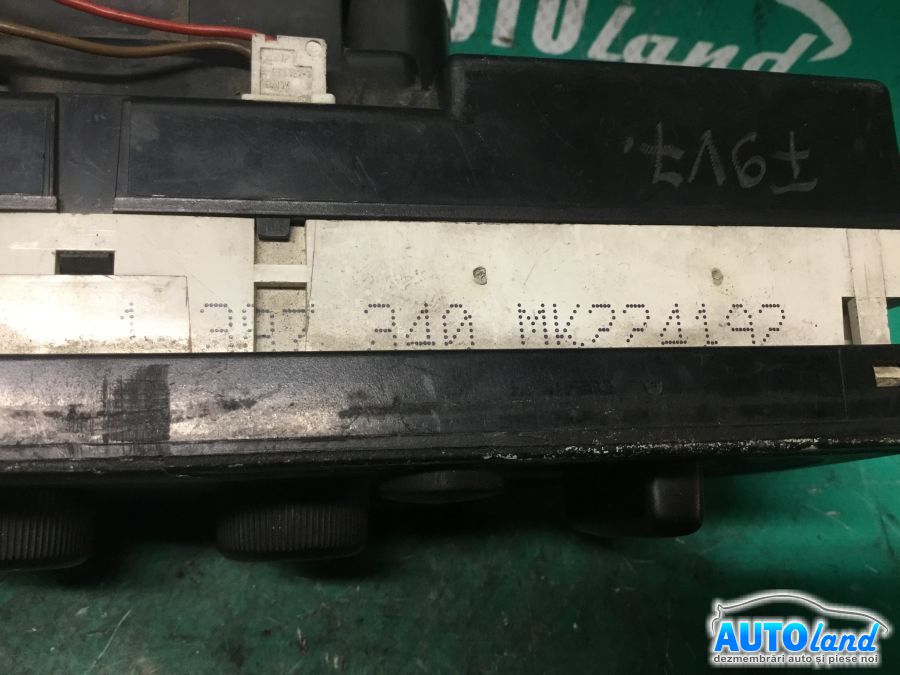 Panou Comanda AC (ventilatie) BMW 3 (E36) 1990-1998 Cod MK224192 