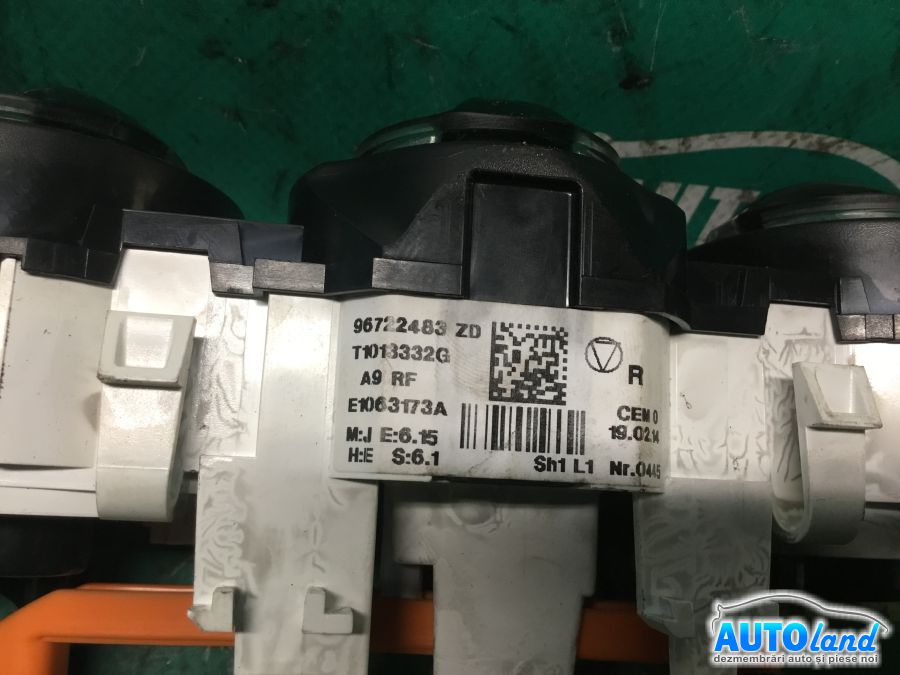 Panou Comanda AC (ventilatie) PEUGEOT 208 2012-2025 Cod 96722483 