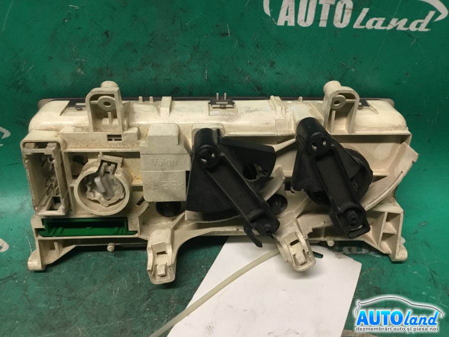 Panou Comanda AC (ventilatie) RENAULT CLIO II (BB0/1/2_,CB0/1/2_) 1998-2025 Cod 8200157147 