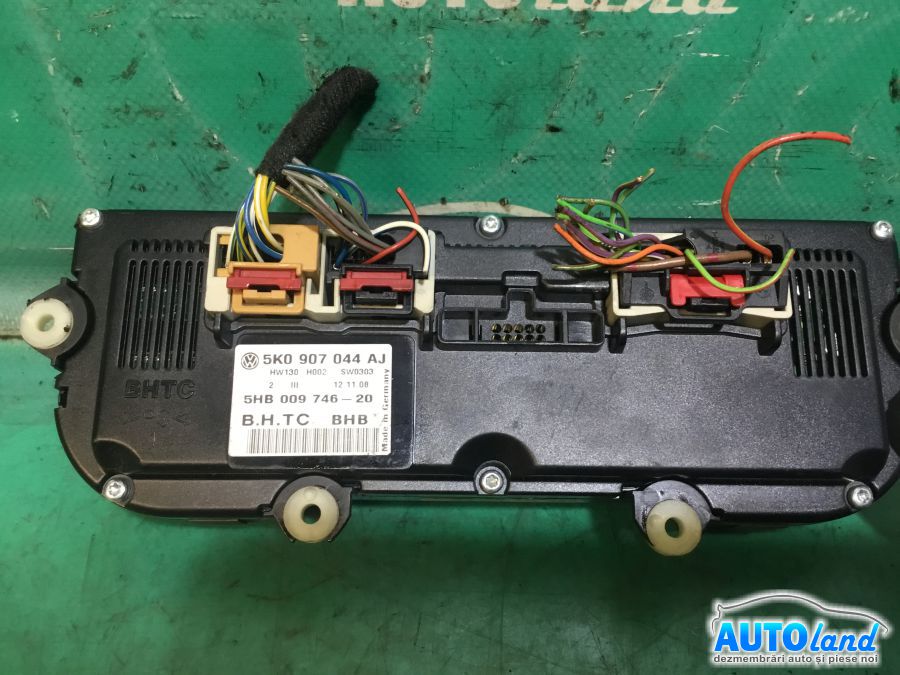 Panou Comanda AC (ventilatie) VOLKSWAGEN GOLF VI 2008-2025 Cod 5K0907044AJ 