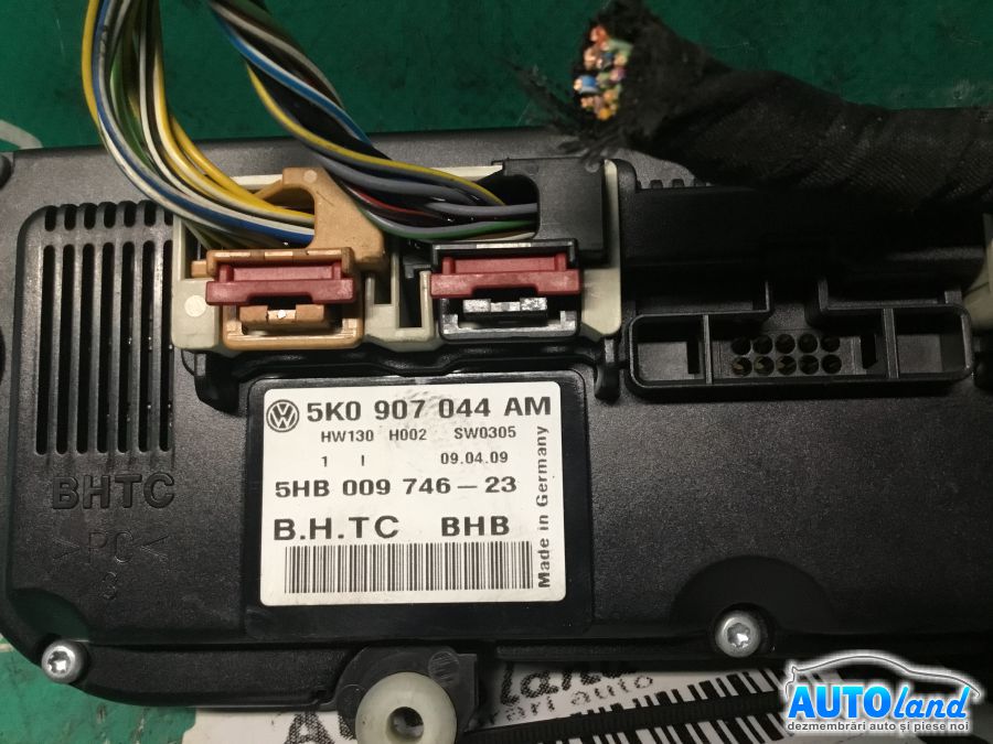 Panou Comanda AC (ventilatie) VOLKSWAGEN GOLF VI 2008-2025 Cod 5K0907044AM 