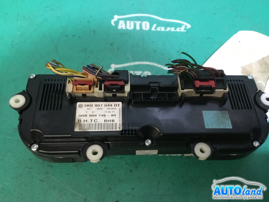 Panou Comanda AC (ventilatie) VOLKSWAGEN PASSAT (3AA,B7) 2011-2025 Cod 5K0907044DT 