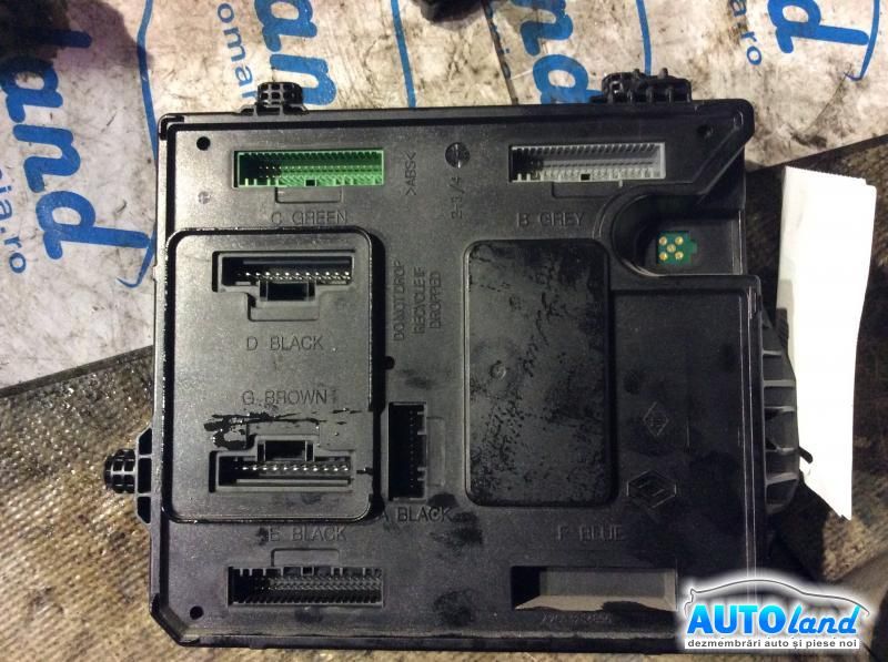 Panou sigurante (tablou) RENAULT MEGANE III Hatchback (BZ0/1_) 2008-2025 Cod 284B11887R 