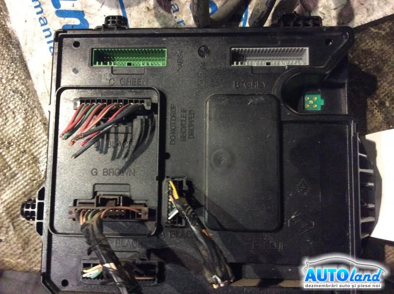 Panou sigurante (tablou) RENAULT MEGANE III Hatchback (BZ0/1_) 2008-2025 Cod 284B14779R 