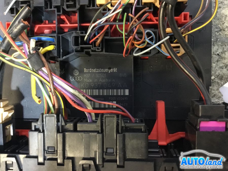 Panou sigurante (tablou) VOLKSWAGEN CADDY III combi (2KB,2KJ) 2004-2025 Cod 1K0937049AA 