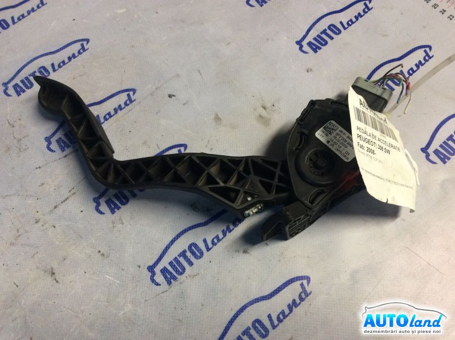 Pedala de Acceleratie