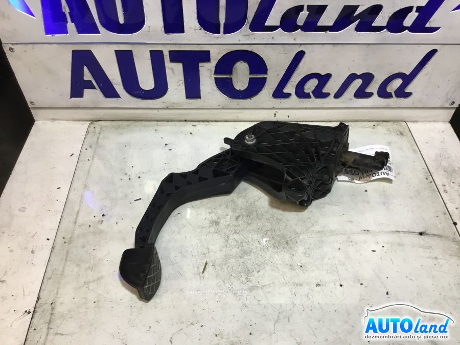 Pedala de Ambreiaj VOLKSWAGEN GOLF V (1K1) 2003-2025 Cod 1K1721059D 
