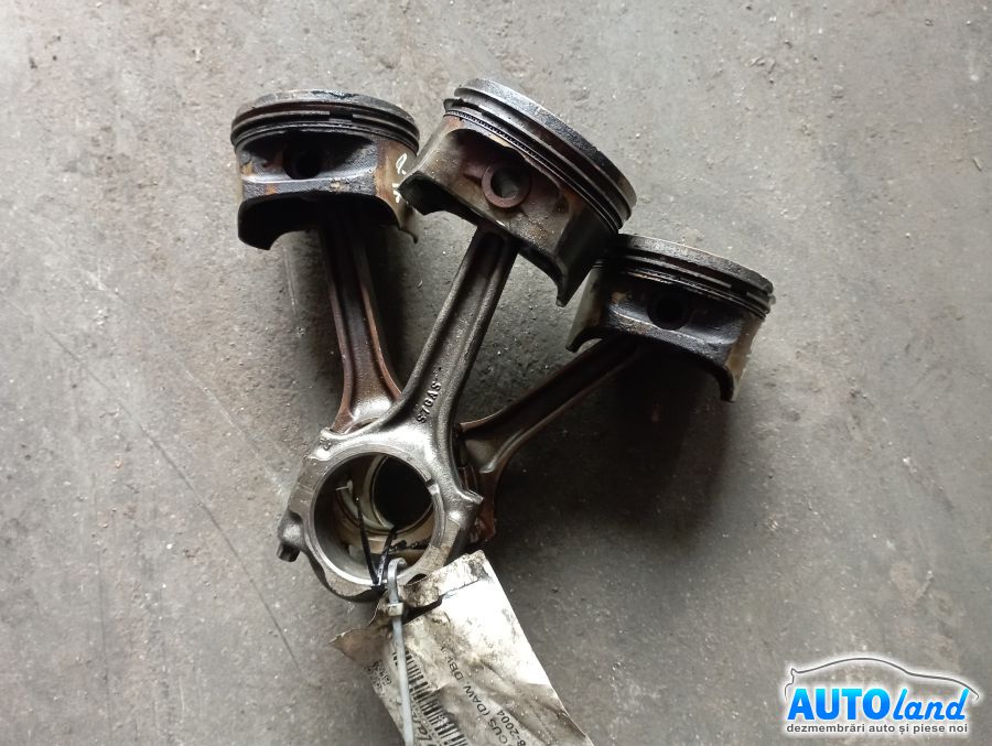 Piston FORD FOCUS (DAW,DBW) 1998-2001