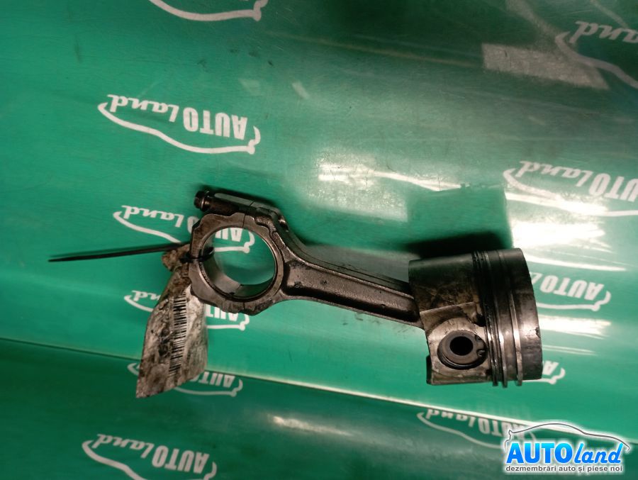 Piston RENAULT LAGUNA I (B56_,556_) 1993-2001