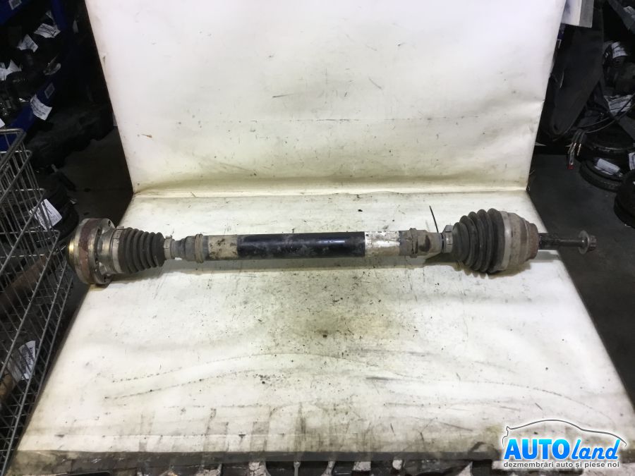 Planetara Dreapta VOLKSWAGEN SHARAN (7N) 2010-2025 Cod 7N0407764C 