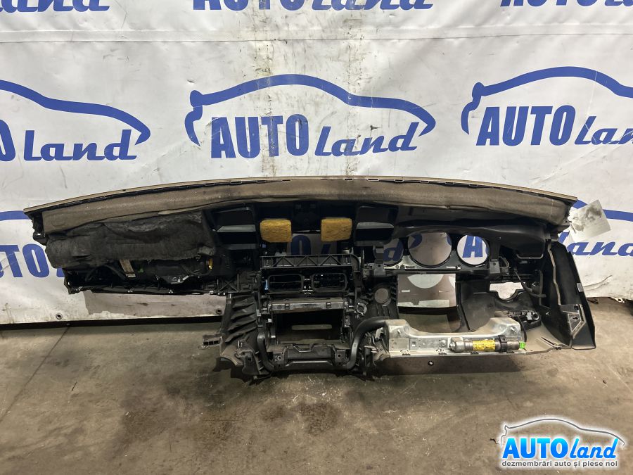 Plansa Bord (carcasa Bord) MERCEDES-BENZ C-CLASS (W204) 2007-2026 Cod A2046805787 