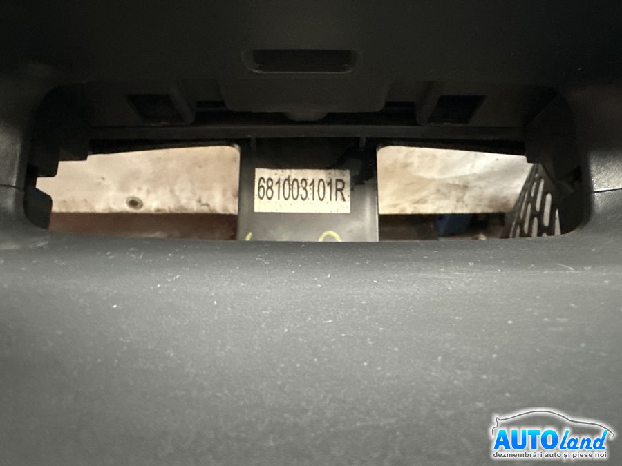 Plansa Bord (carcasa Bord) RENAULT FLUENCE (L30_) 2010-2025 Cod 681003101R 