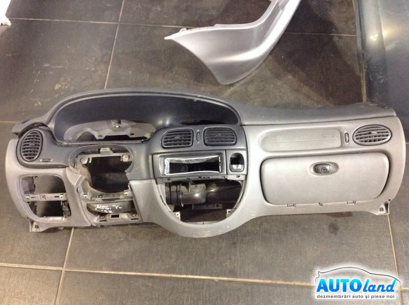 Plansa bord (Carcasa bord) RENAULT MEGANE Coach (DA0/1_) 1996-2003