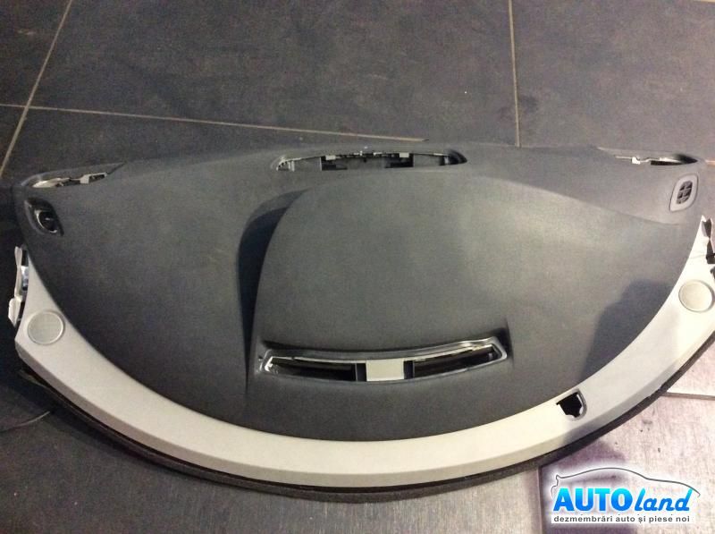 Plansa bord (Carcasa bord) RENAULT SCENIC III (JZ0/1_) 2009-2025