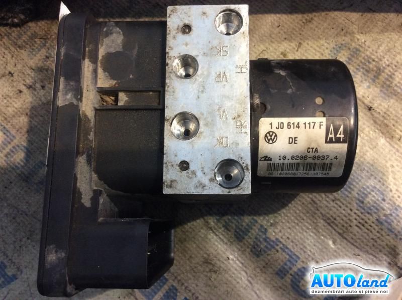 Pompa ABS VOLKSWAGEN BORA combi (1J6) 1999-2005 Cod 1C0907379J 