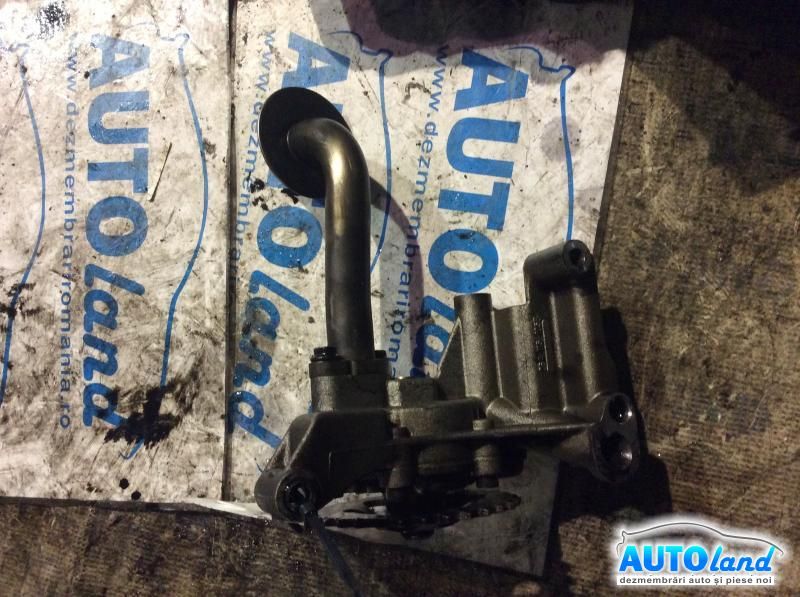 Pompa Ulei SKODA OCTAVIA (1U2) 1996-2010 Cod 06A115105B 