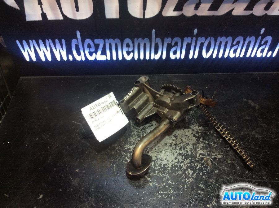 Pompa Ulei VOLKSWAGEN GOLF IV (1J1) 1997-2005 Cod 06A115105 