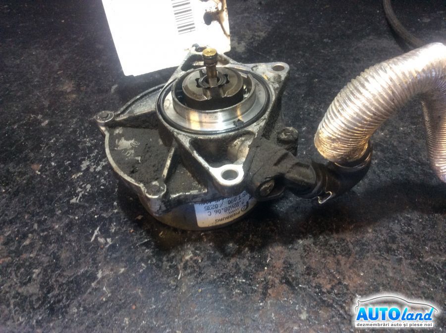 Pompa Vacuum AUDI A4 (8EC) 2004-2008 Cod 057145100K 