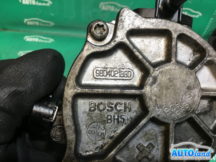 Pompa Vacuum FORD FOCUS III 2011-2025 Cod 9804021880 