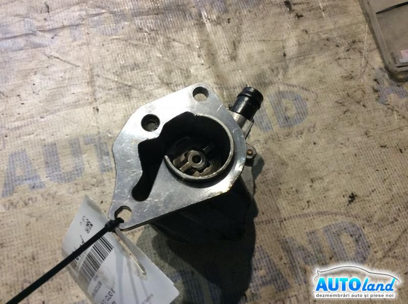 Pompa Vacuum RENAULT CLIO II 1998-2001 Cod 8200113585 