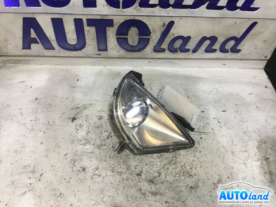 Proiector ceata Dreapta TOYOTA VERSO (_AUR2_,_ZGR2_) 2009-2025