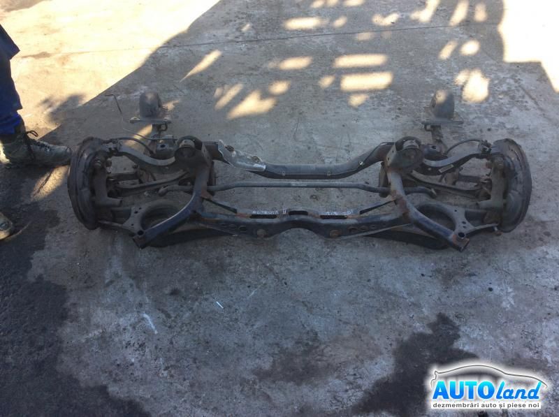 Punte Spate SKODA OCTAVIA Combi (1Z5) 2004-2025